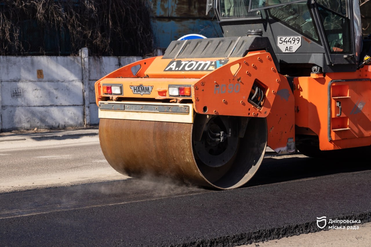 У Дніпрі триває ліквідація аварійної ямковості на дорогах - 11.03.2026 