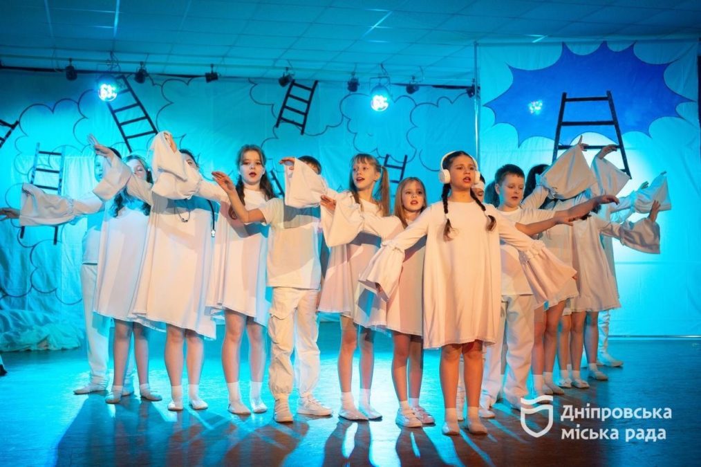 У Дніпрі діти підняли соціальні теми у новій виставі - 25.03.2026