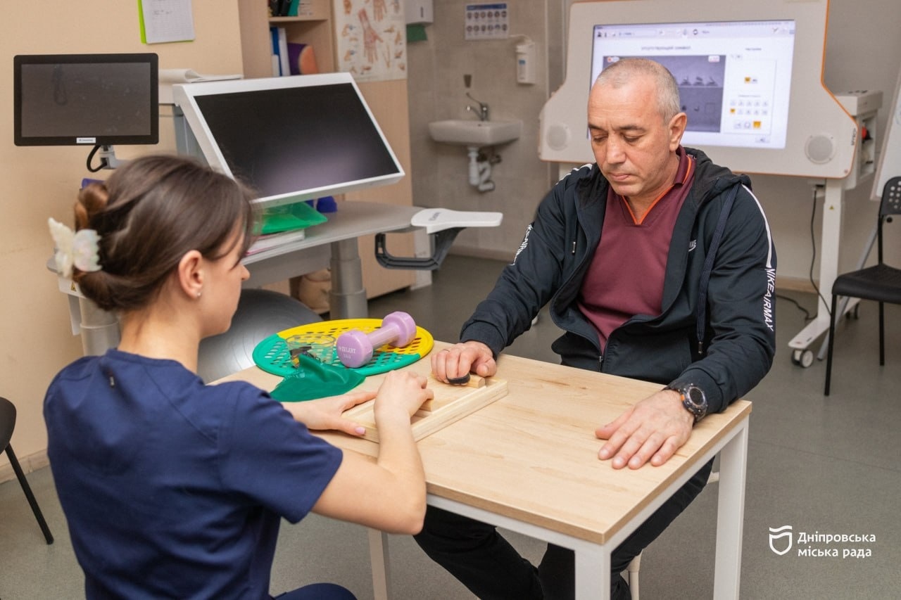 У Дніпрі допомагають відновитися після складних бойових травм - 26.03.2026