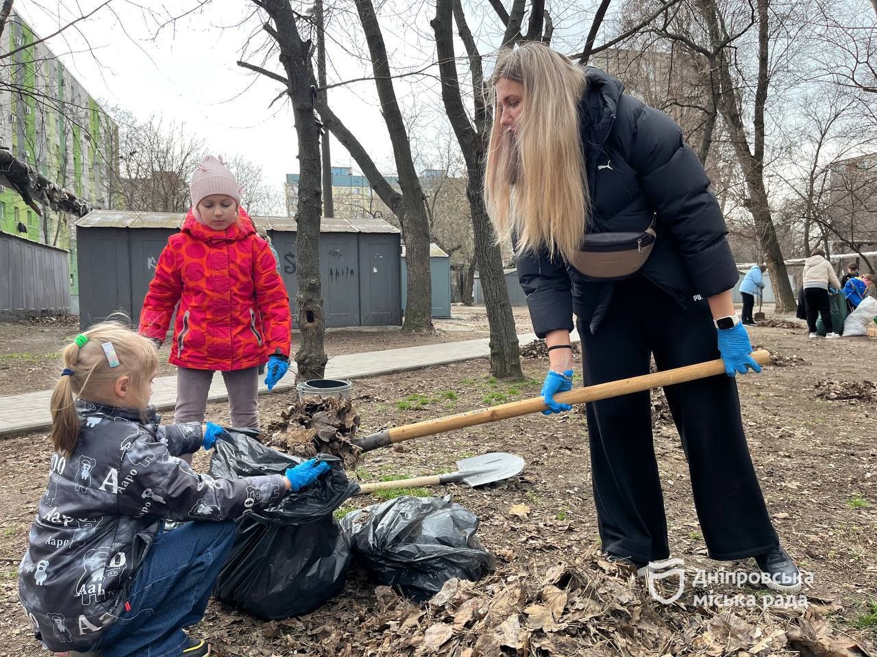 У Дніпрі продовжують долучатися до міської акції #Чистий_Дніпро - 27.03.2026