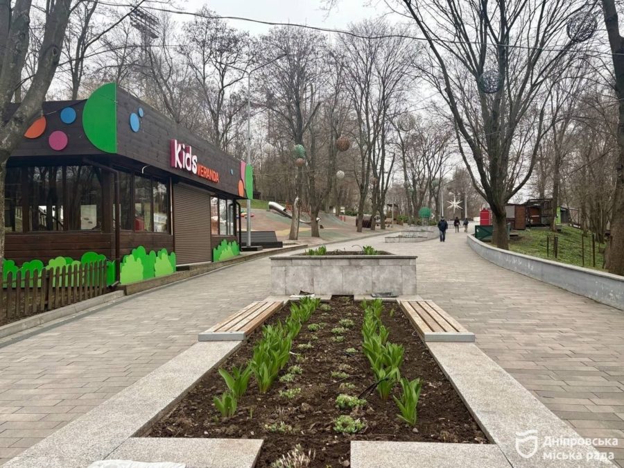 #Чистий_Дніпро: у парках та скверах міста триває масштабне весняне прибирання - 31.03.2026