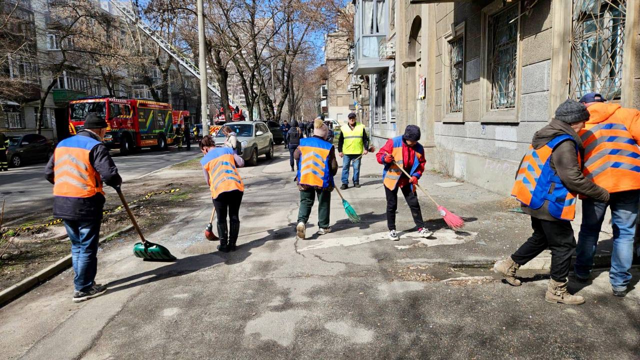 Атака на центр Дніпра: пошкоджено близько семи багатоповерхівок