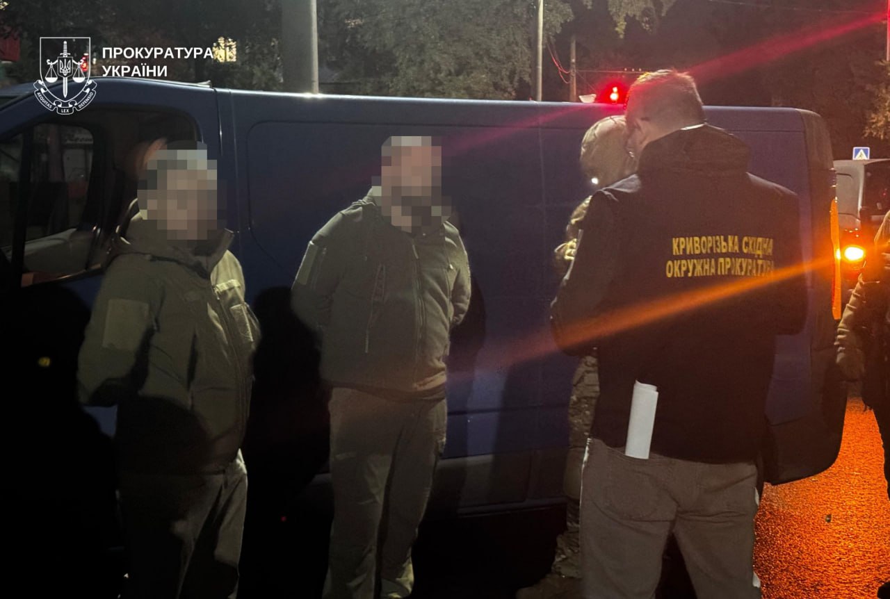 У Кривому Розі судитимуть групу, яка продавала автомати та боєприпаси