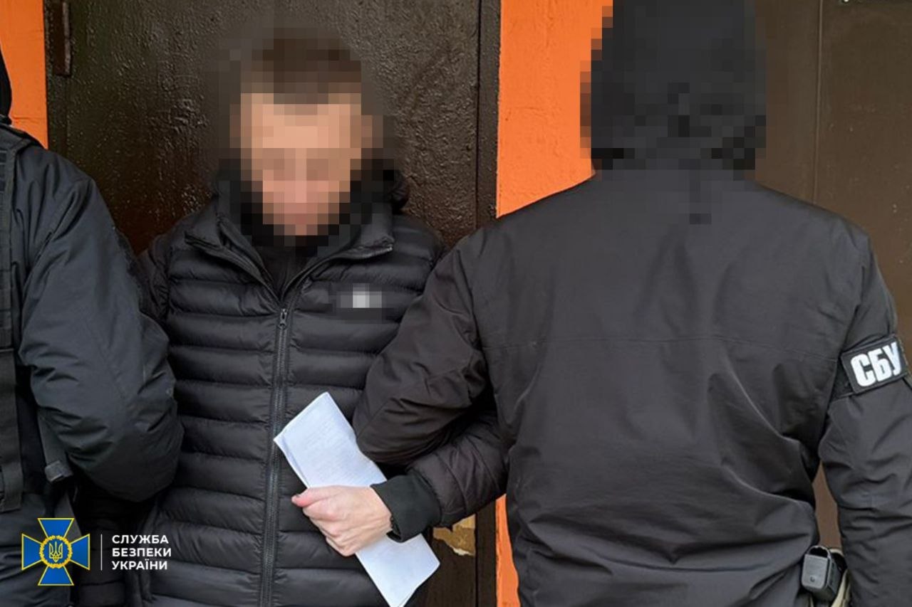 Готували замовні вбивства військових та громадських діячів: СБУ та Нацполіція затримали агентурно-бойову групу гру рф