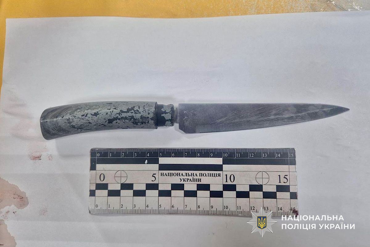 У Дніпрі на Великій Діївській чоловік із ножем намагався пограбувати магазин - 18.03.2026