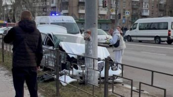 ДТП у Кривому Розі: 10-річна дівчинка у важкому стані - 22.03.2026