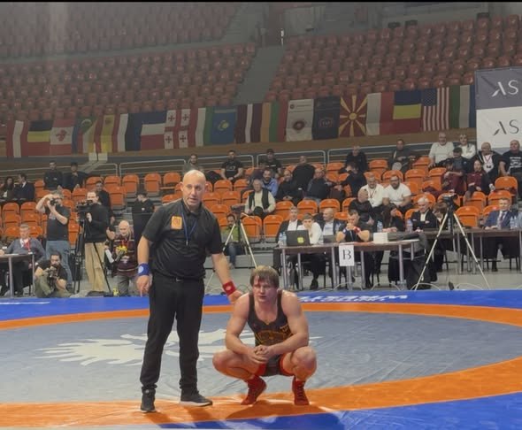 Дніпрянин Володимир Яковлєв здобув «срібло» на турнірі з боротьби в Болгарії - 28.03.2026