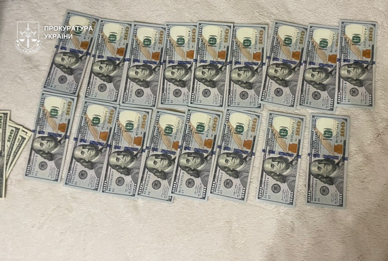 На Дніпропетровщині викрили лікарів, які за $4,5 тис. оформлювали інвалідність військовозобов’язаним