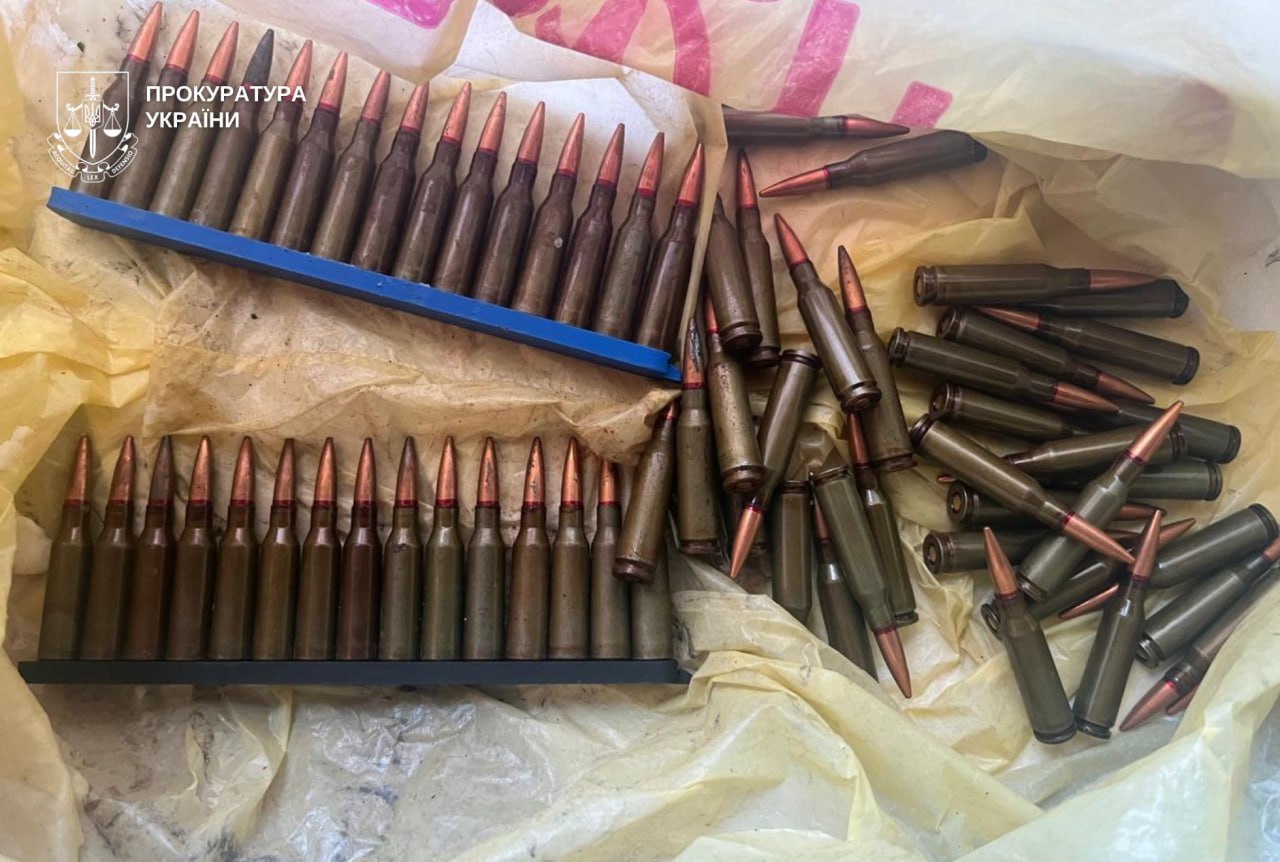 У Дніпрі викрили схему продажу зброї через мілітарі-аукціон