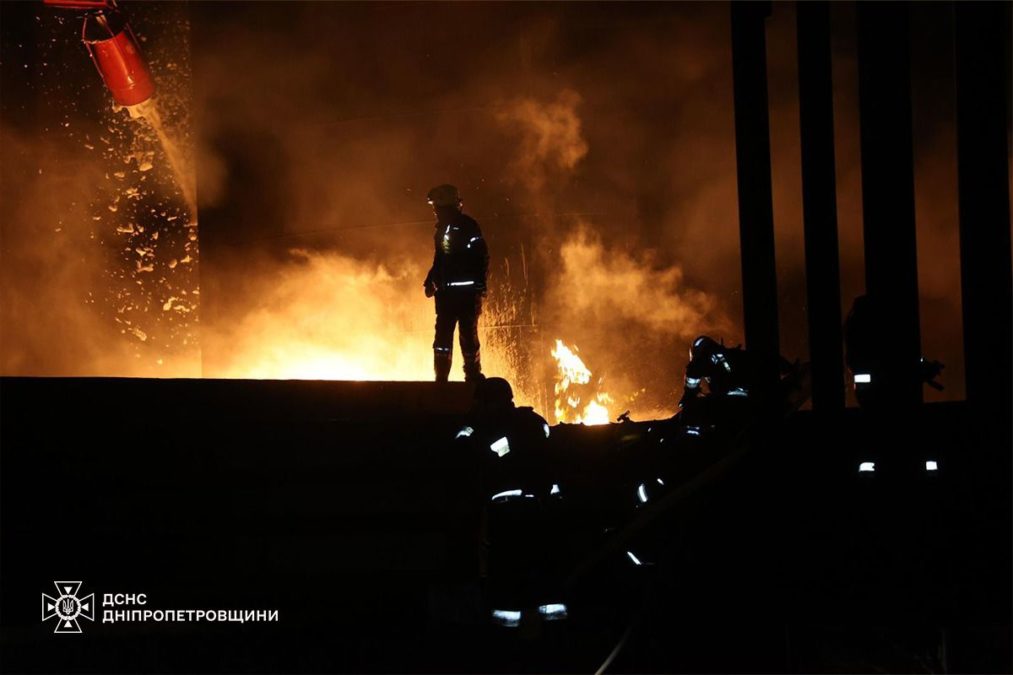 Є жертви та руйнування: рф майже 20 разів атакувала три райони Дніпропетровської області