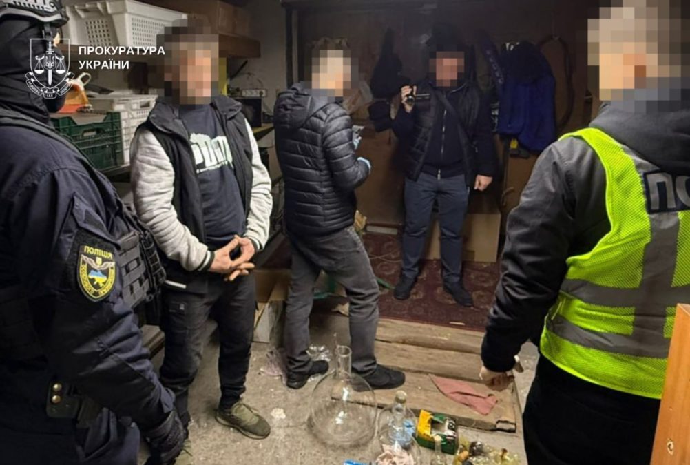 У Дніпрі ліквідували нарколабораторію з виробництва метамфетаміну