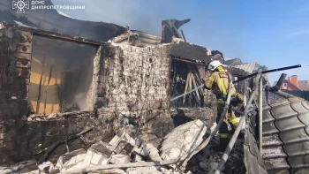 Масштабна пожежа у Дніпровському районі - 22.03.2026