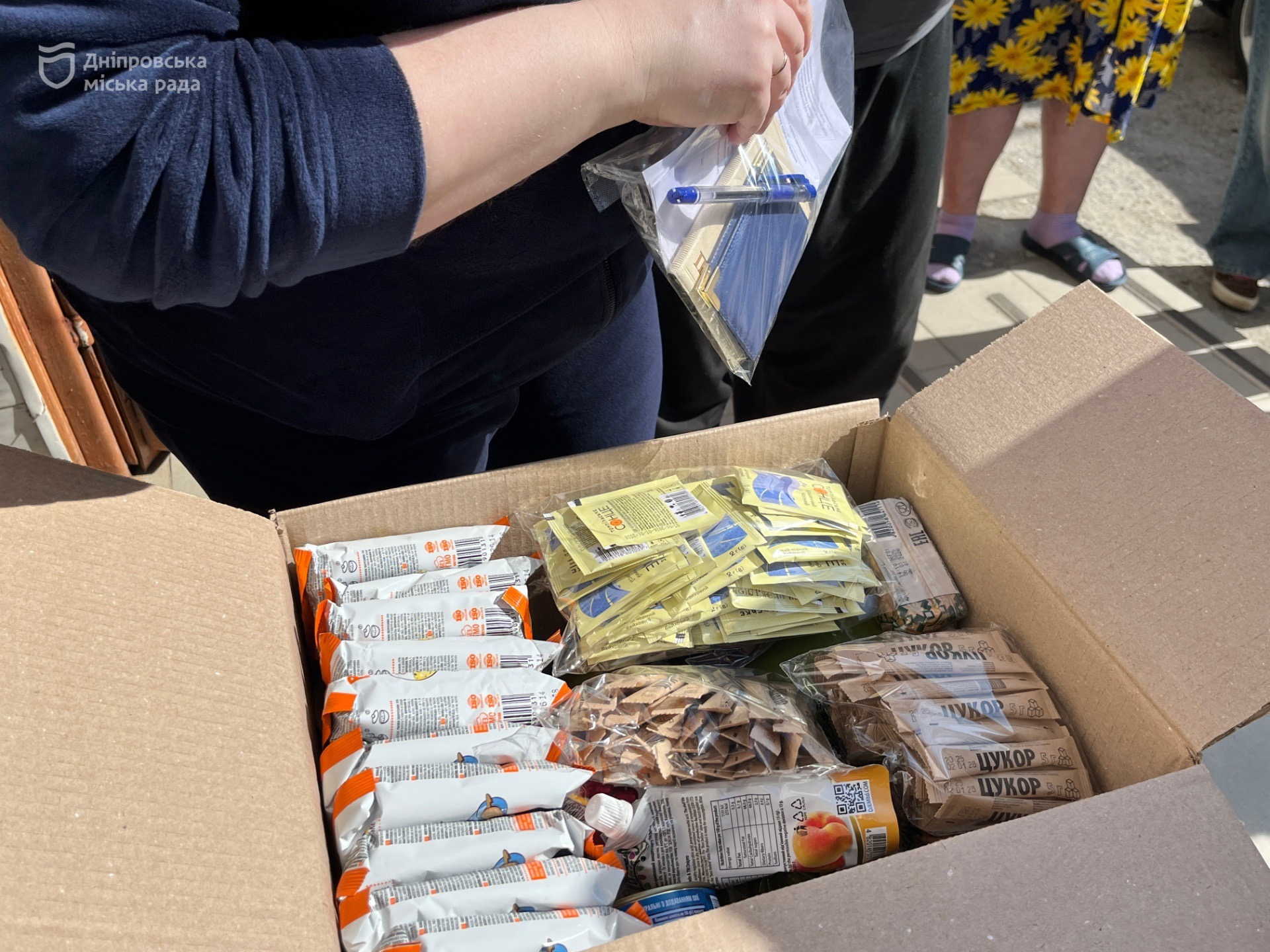 «Я дуже вдячний! Усе смачно, є джем, тушонка, макарони», - переселенець про допомогу, яку безкоштовно отримує у Дніпрі - 23.03.2026