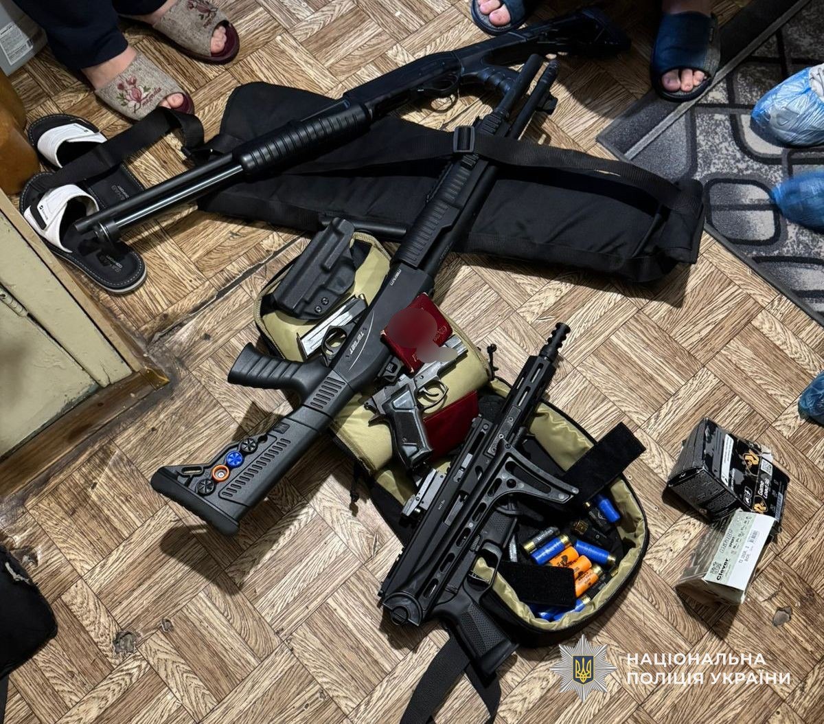 Привласнили землю громади за підробними документами: на Дніпропетровщині викрито схему - 24.04.2026