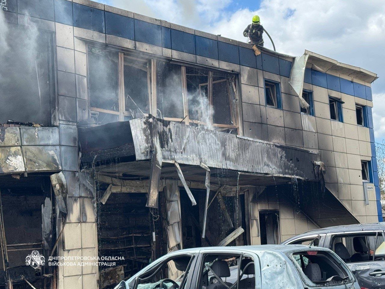 Унаслідок ворожої атаки на Дніпро до міської лікарні звернулись 10 постраждалих - 30.04.2026