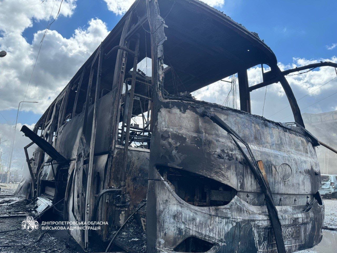 Унаслідок ворожої атаки на Дніпро до міської лікарні звернулись 10 постраждалих - 30.04.2026