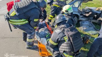 Рятувальники деблокували водія з понівеченого автомобіля на Нікопольщині - 05.04.2026