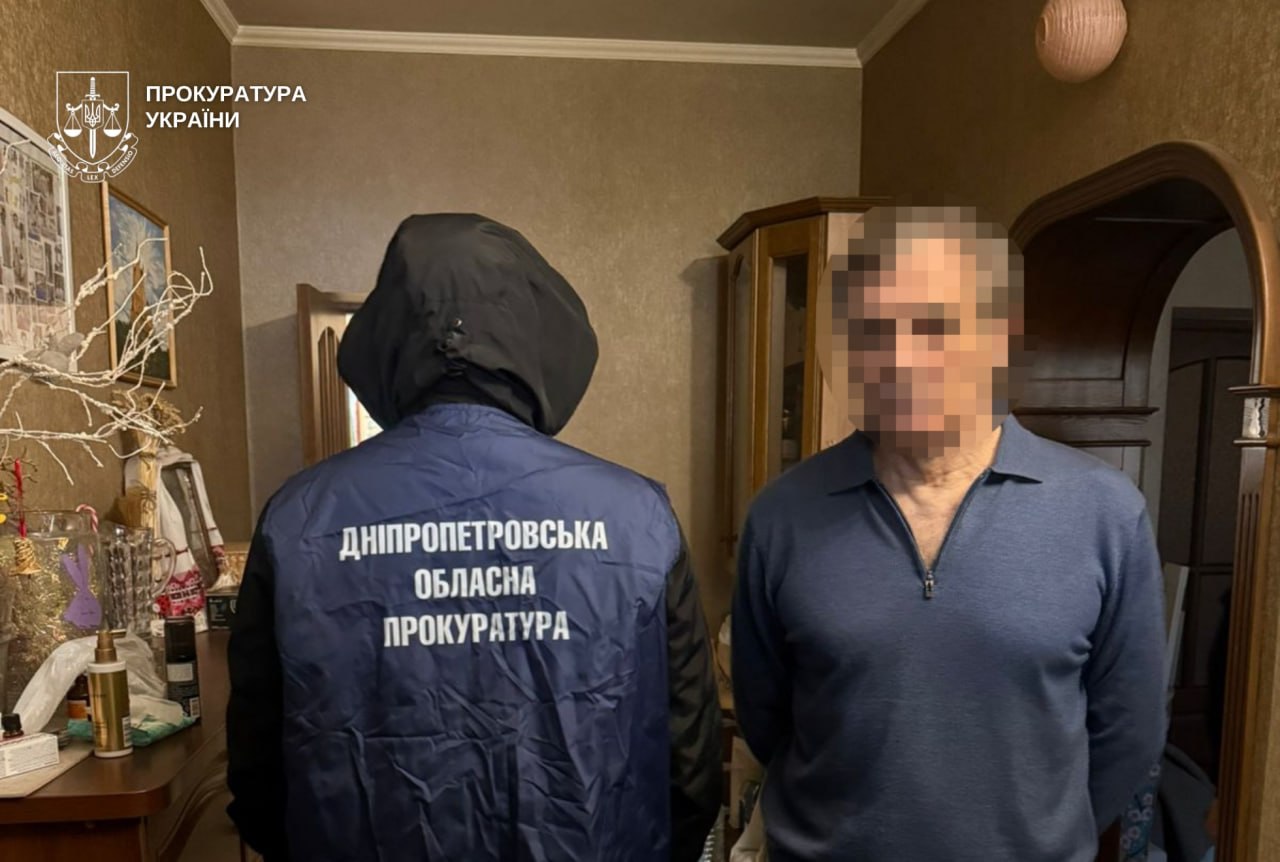 Власник підприємства у Кривому Розі постачав електрообладнання до рф