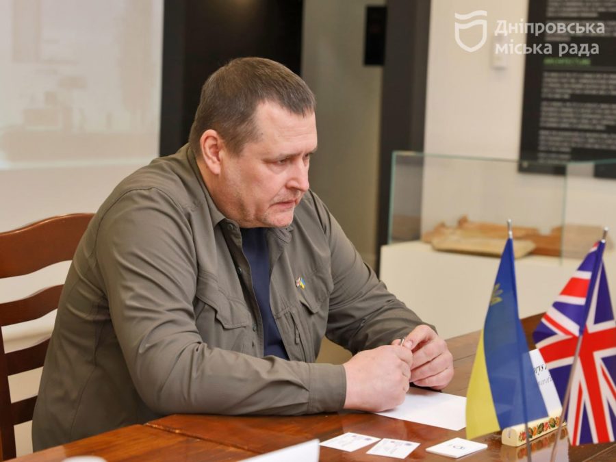 Попри масовані обстріли Дніпро відвідала виконуюча обовʼязки посла Великої Британії в Україні Шарлоттою Сюрен - 29.04.2026