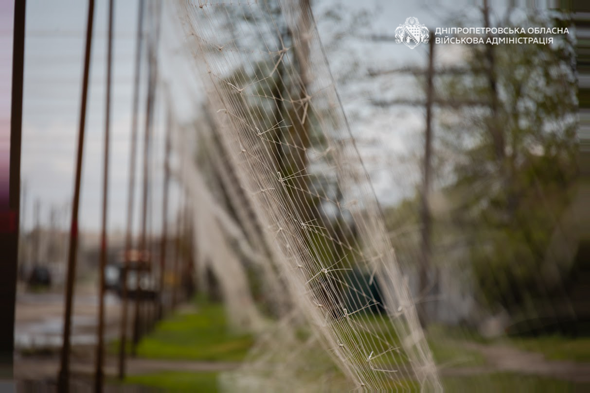 150 кілометрів прифронтових доріг Дніпропетровщини накрили антидроновими сітками - 30.04.2026