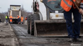Самарський мост у Дніпрі перекритий: ремонтують дорогу - 1.04.2026