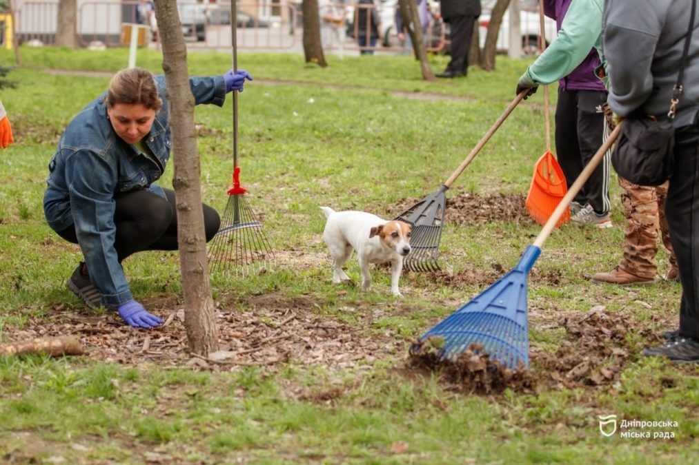 #Чистий_Дніпро, #Дніпро_квітучий: тривають толоки - черговий етап на ж/м Чаплі та проспекті Слобожанський - 04.04.2026