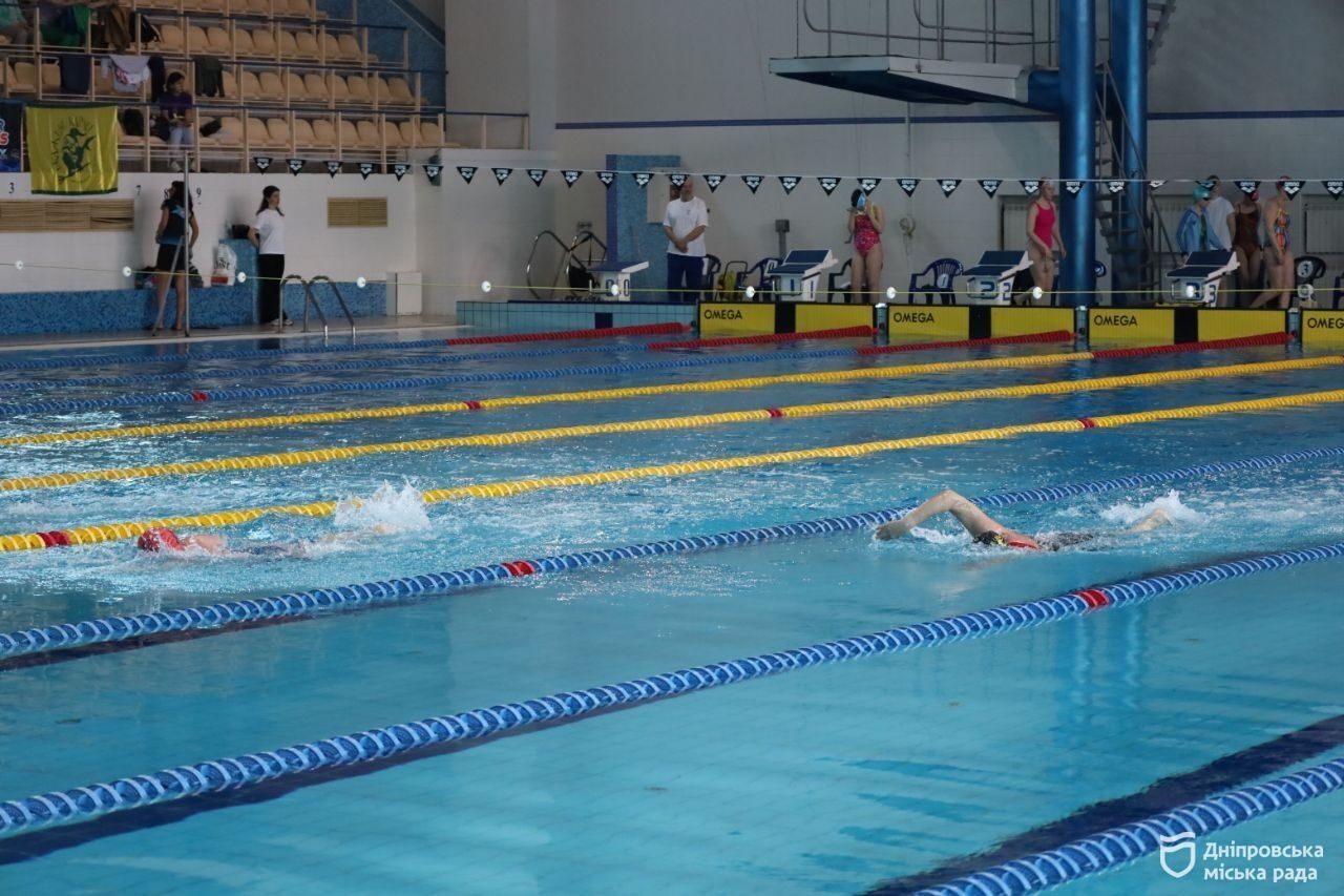Понад 200 плавців з усієї України змагалися на Чемпіонаті України з плавання в Дніпрі