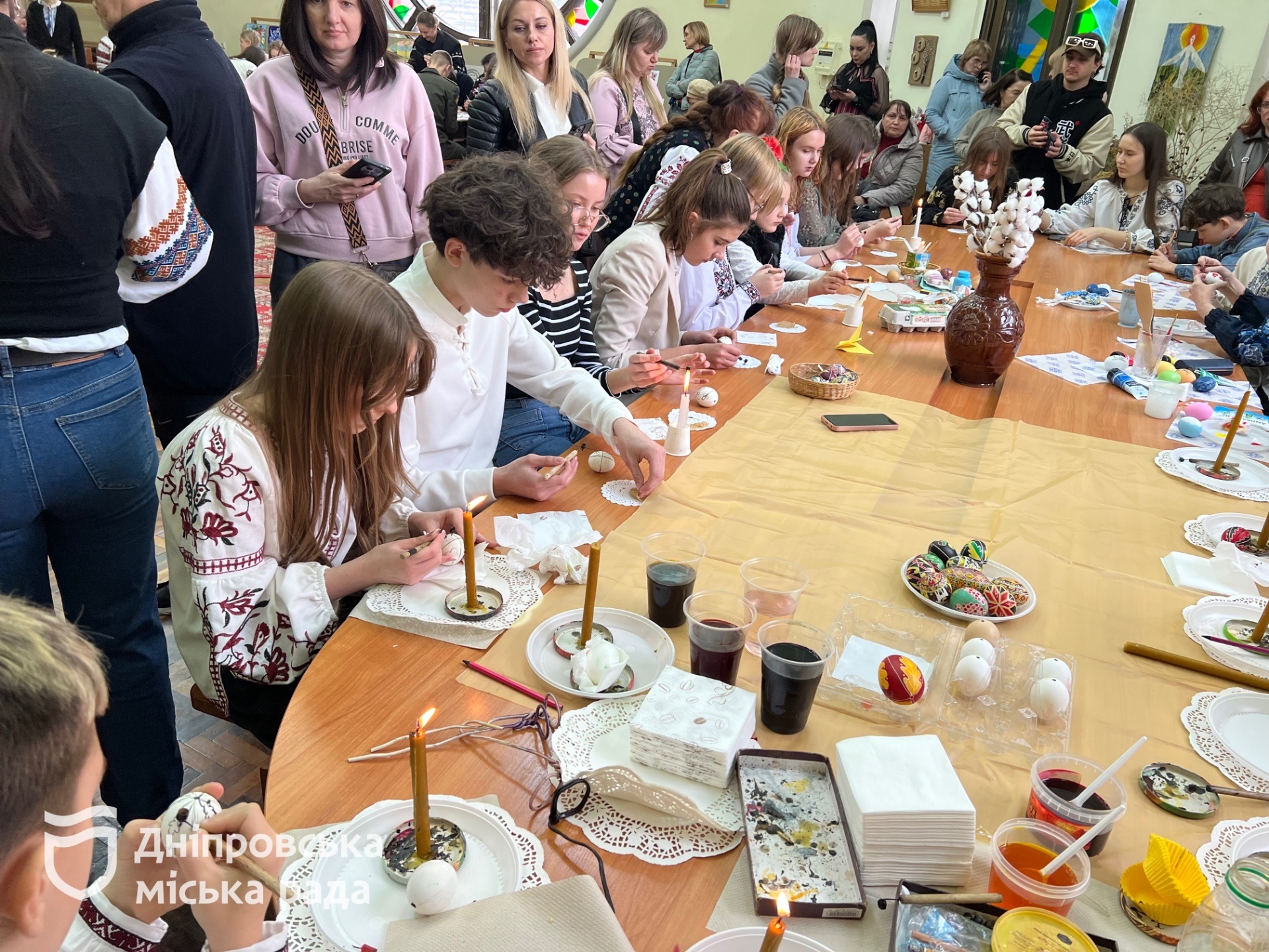 У Дніпрі відбувся театралізований майстер-клас «Писанковий дивосвіт»