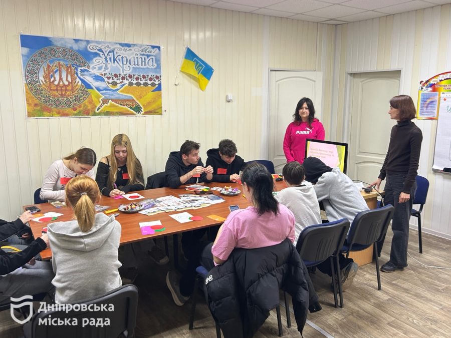 Як захистити себе онлайн і офлайн: у Дніпрі відбувся тренінг для молоді - 09.04.2026