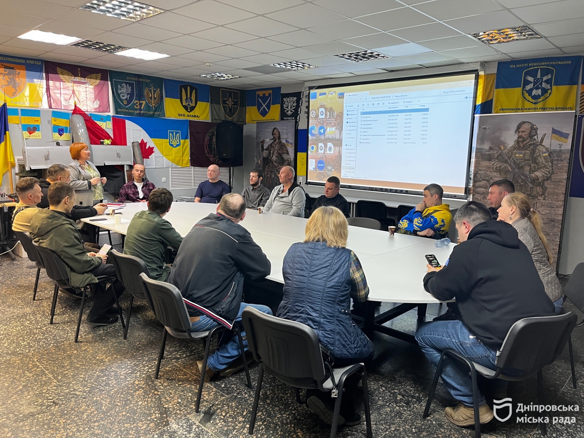 У Дніпрі ветерани обговорили мовне питання: як спілкуватися без конфліктів і з повагою