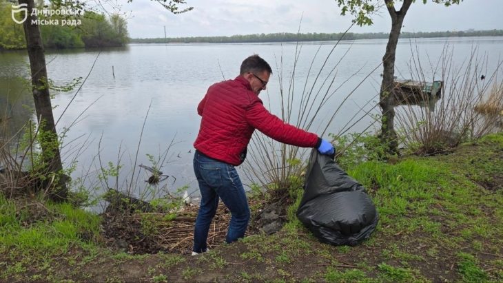 #Чистий_Дніпро: на Січеславській Набережній зібрали понад 300 кг сміття