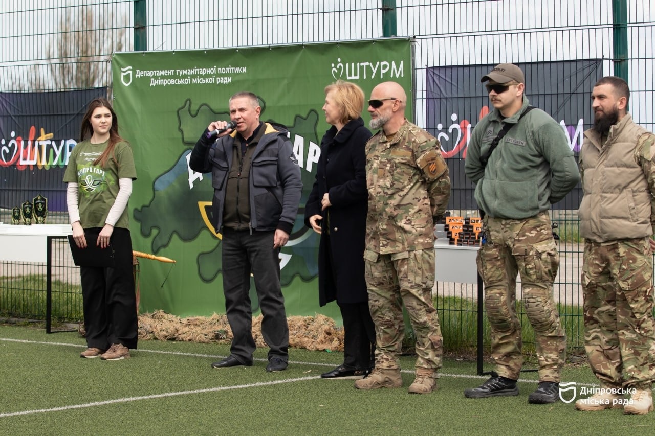 Тактична медицина, розбір автомату, смуга перешкод. У Дніпрі пройшов фінал міської комбінованої військово-прикладної гри «Дніпро. Гарт» - 28.04.2026