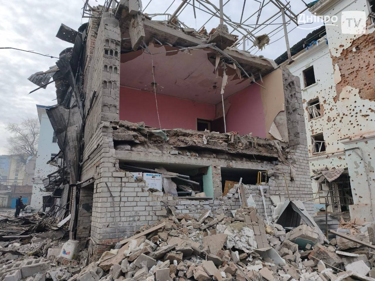 Наслідки нічної атаки на Дніпро: зруйновані будинки, заклади та інфраструктура - 16.04.2026