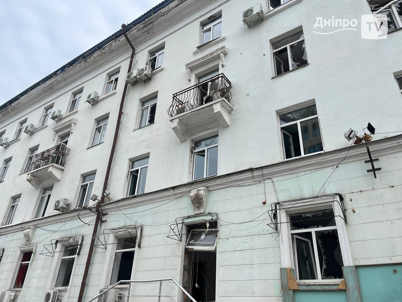 Наслідки нічної атаки на Дніпро: зруйновані будинки, заклади та інфраструктура - 16.04.2026