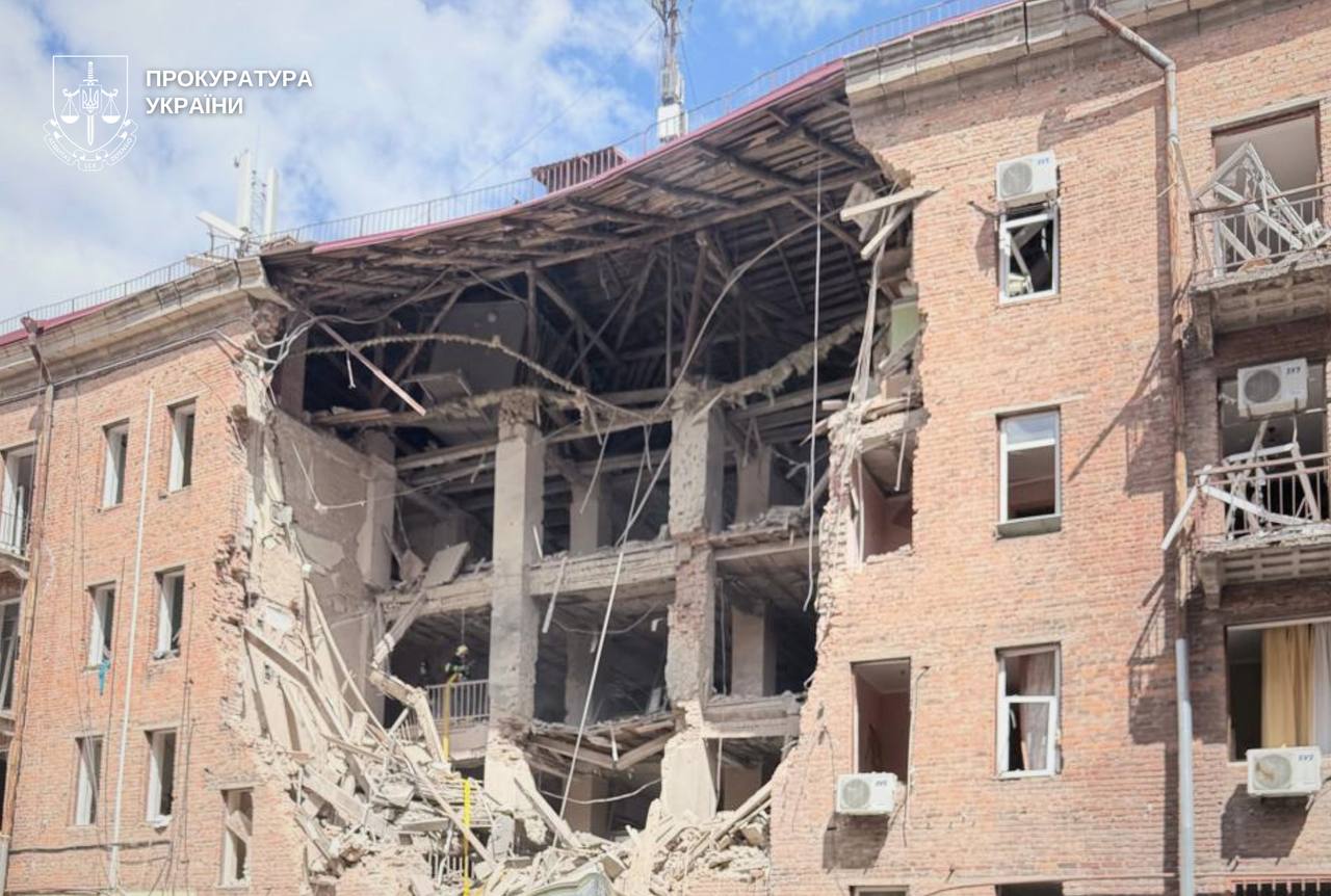 Дніпро під масованими ударами: вже п’ятеро загиблих, понад 30 постраждалих