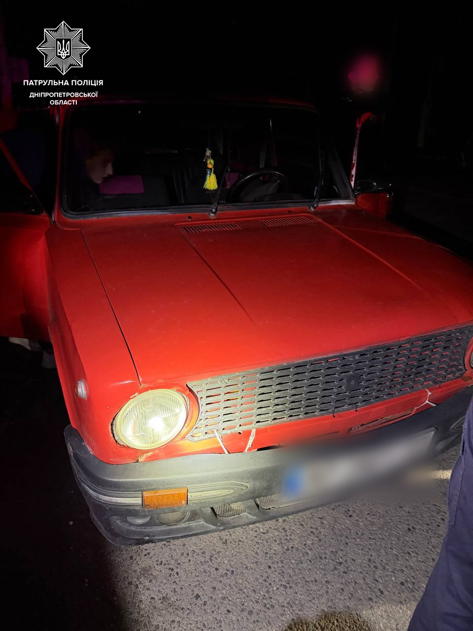 Керування під градусом: у Дніпрі водії Tesla та ВАЗа отримали адмінпротоколи за п'яну їзду - 11.04.2026