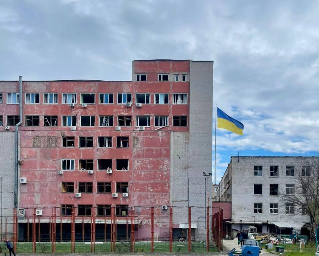 Дніпро після обстрілу: руйнування у вишах і житлових районах - 15.04.2026