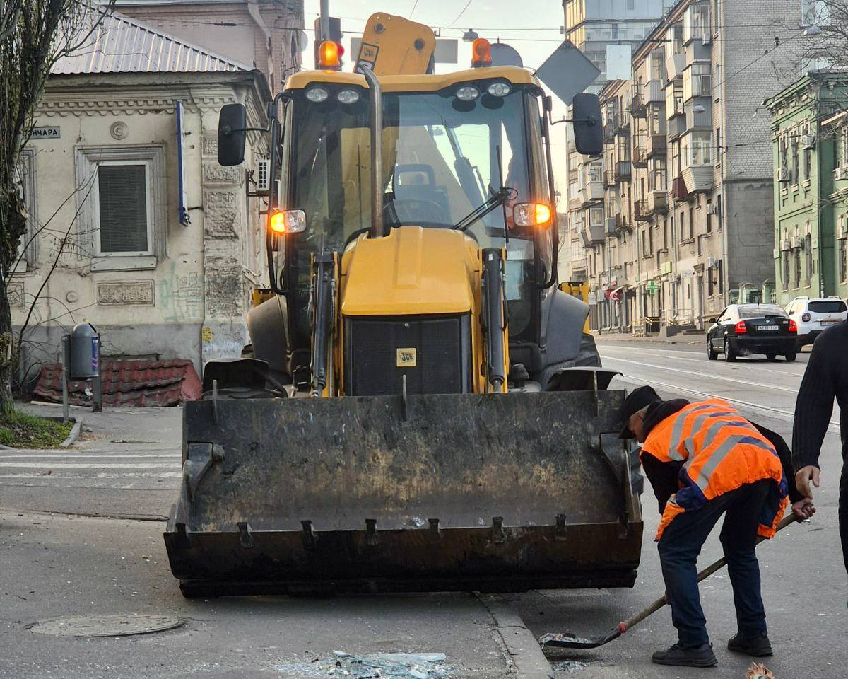 Дніпро після обстрілу: руйнування у вишах і житлових районах - 15.04.2026