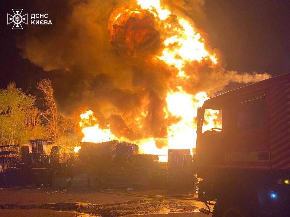 Наслідки атаки рф у Києві