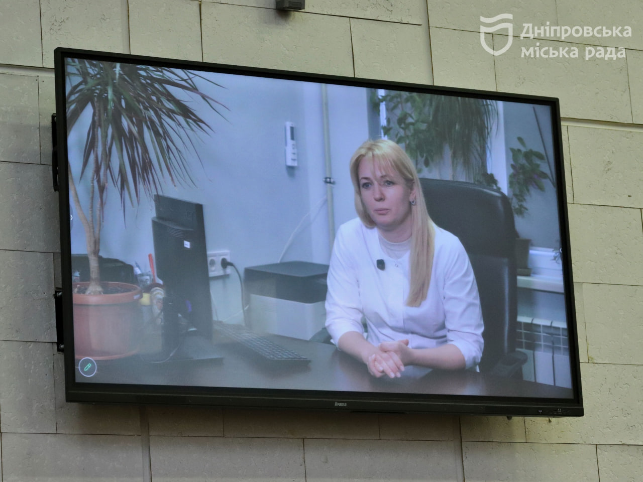 Вдячність за надважку працю з порятунку людських життів. Філатов вручив відзнаки медичним працівникам Дніпра - 22.04.2026