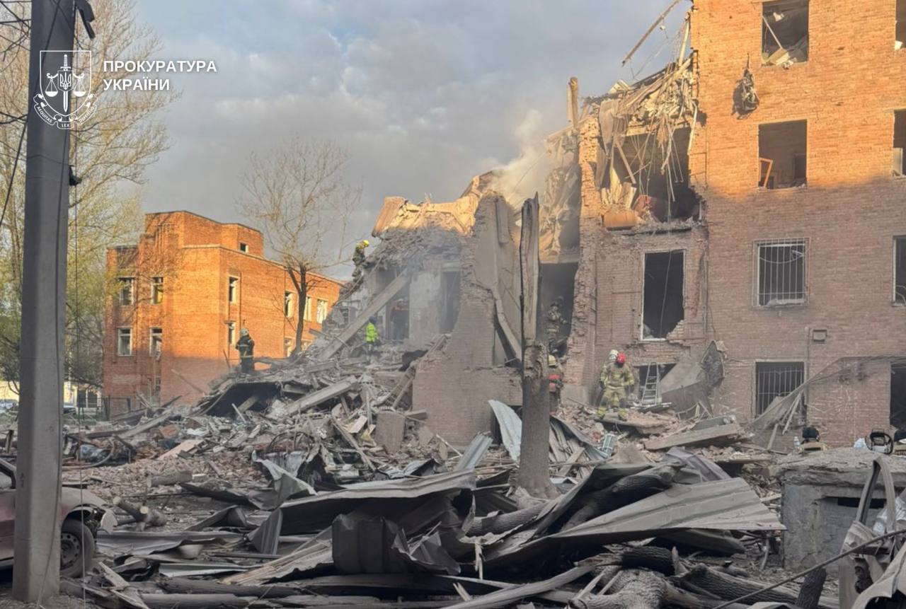 Дніпро під масованими ударами: вже п’ятеро загиблих, понад 30 постраждалих