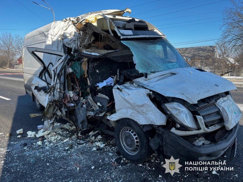 Смертельна ДТП у Павлограді: водію «Мерседеса», який влетів у вантажівку, загрожує тюрма - 27.04.2026 