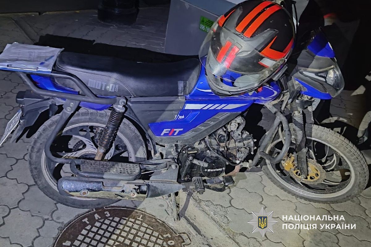 У Дніпрі затримали підозрюваного чоловіка у викраденні мотоцикла
