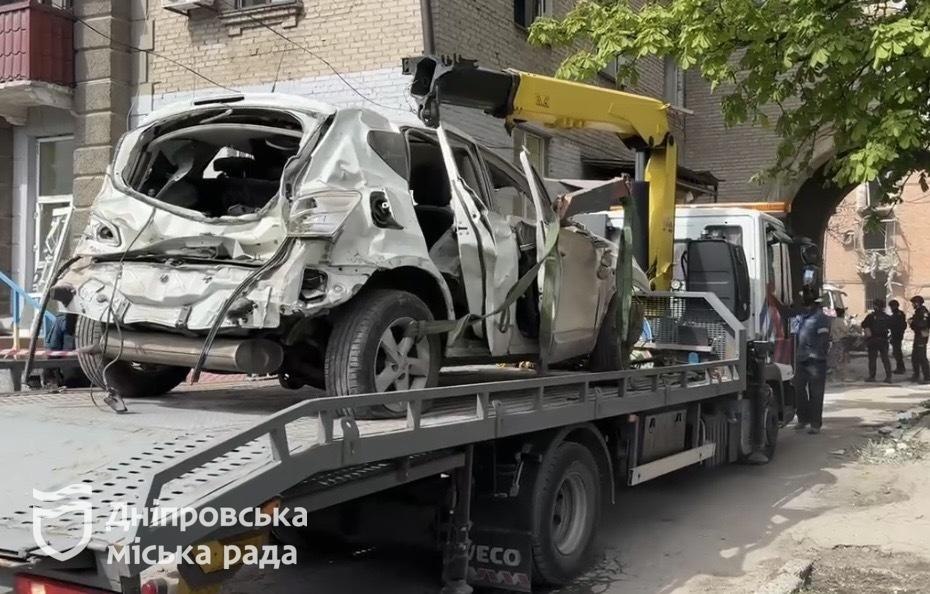 У Дніпрі внаслідок нічної атаки рф загинули п’ятеро людей, 21 людина постраждала. Ліквідація наслідків триває