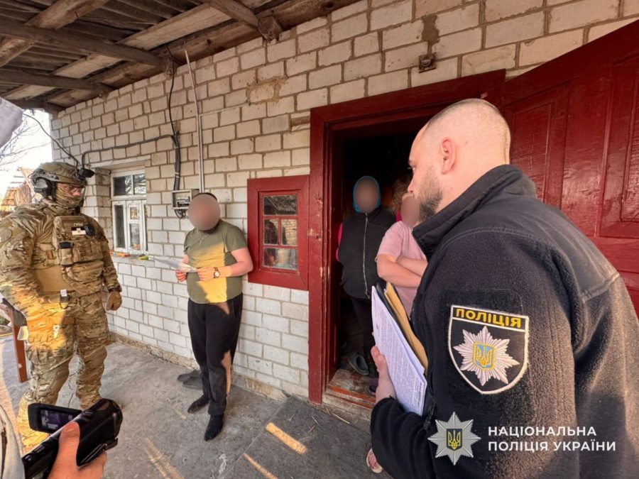 На Дніпропетровщині викрили шахраїв, які виманювали гроші через фішингові посилання