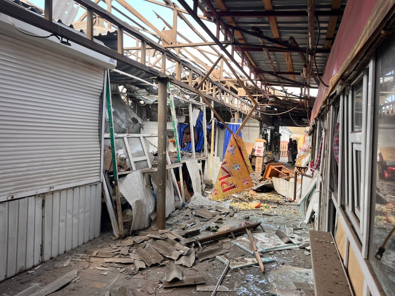 Удар по Нікополю: 5 загиблих, 19 поранених, серед них дитина