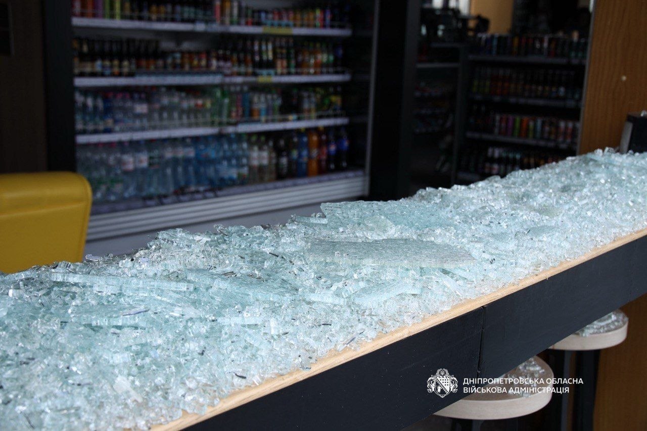 рф вдарила по Дніпру: внаслідок атаки 15 поранених, більшість — у тяжкому стані