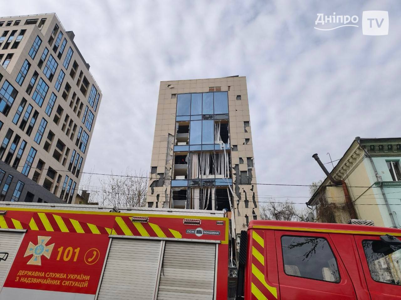 Наслідки нічної атаки на Дніпро: зруйновані будинки, заклади та інфраструктура - 16.04.2026