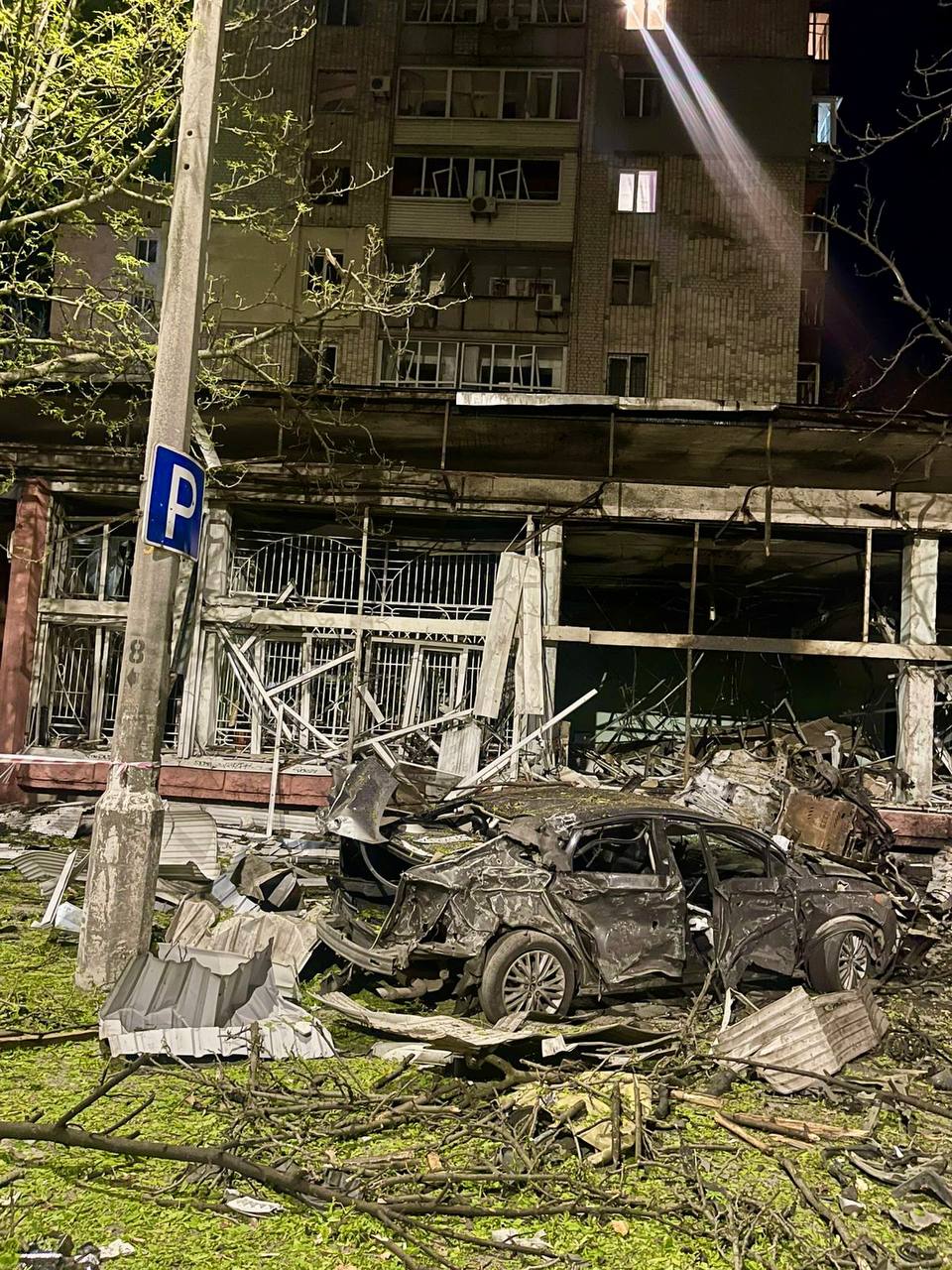 У Дніпрі пошкодження на чотирьох локаціях. Постраждали щонайменше 13 будинків, — Борис Філатов