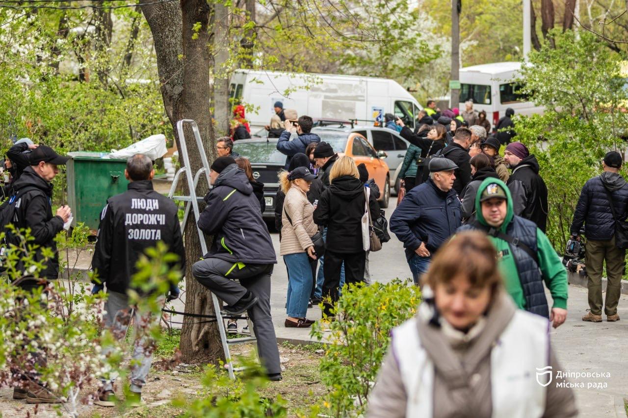 У Дніпрі 23 квітня внаслідок нічної атаки рф зафіксовано пошкодження цивільної інфраструктури на кількох локаціях